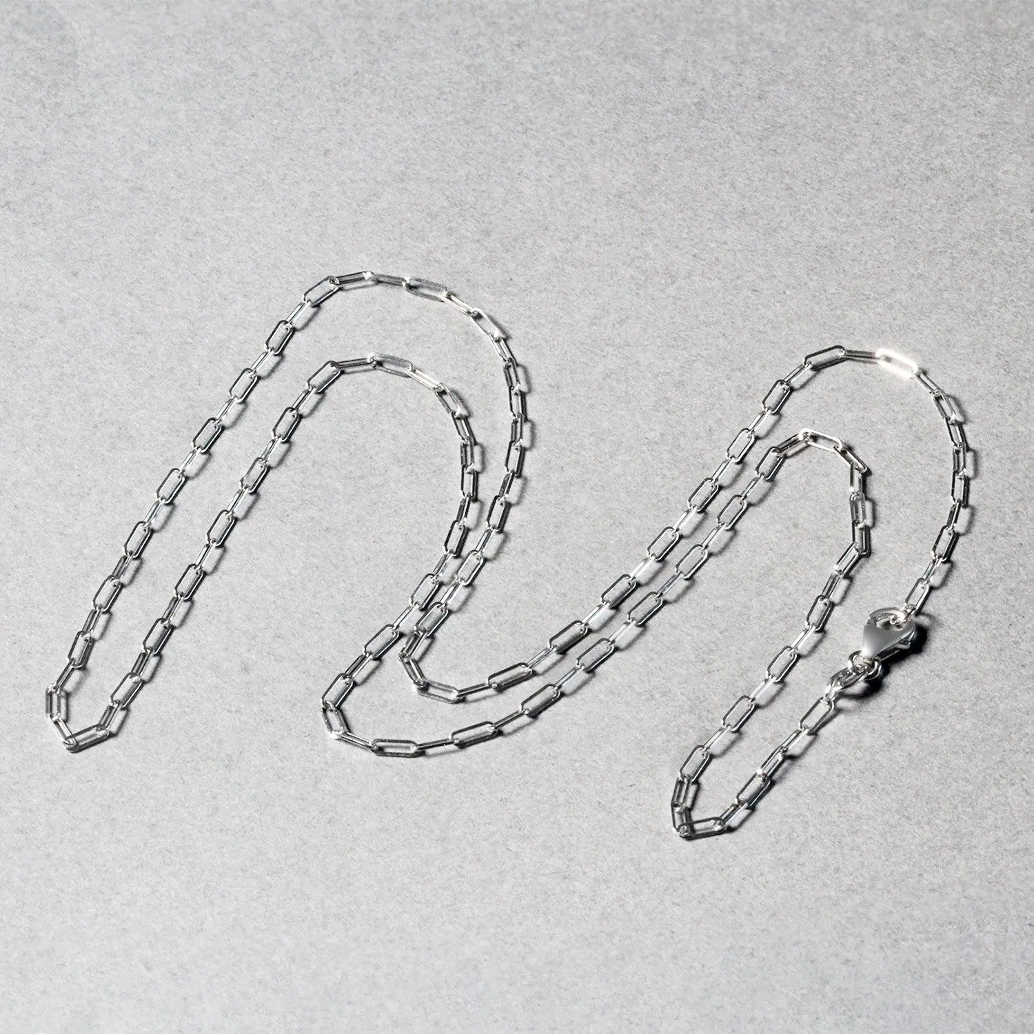 18K White Gold Fine Paperclip Chain (1.5mm) 