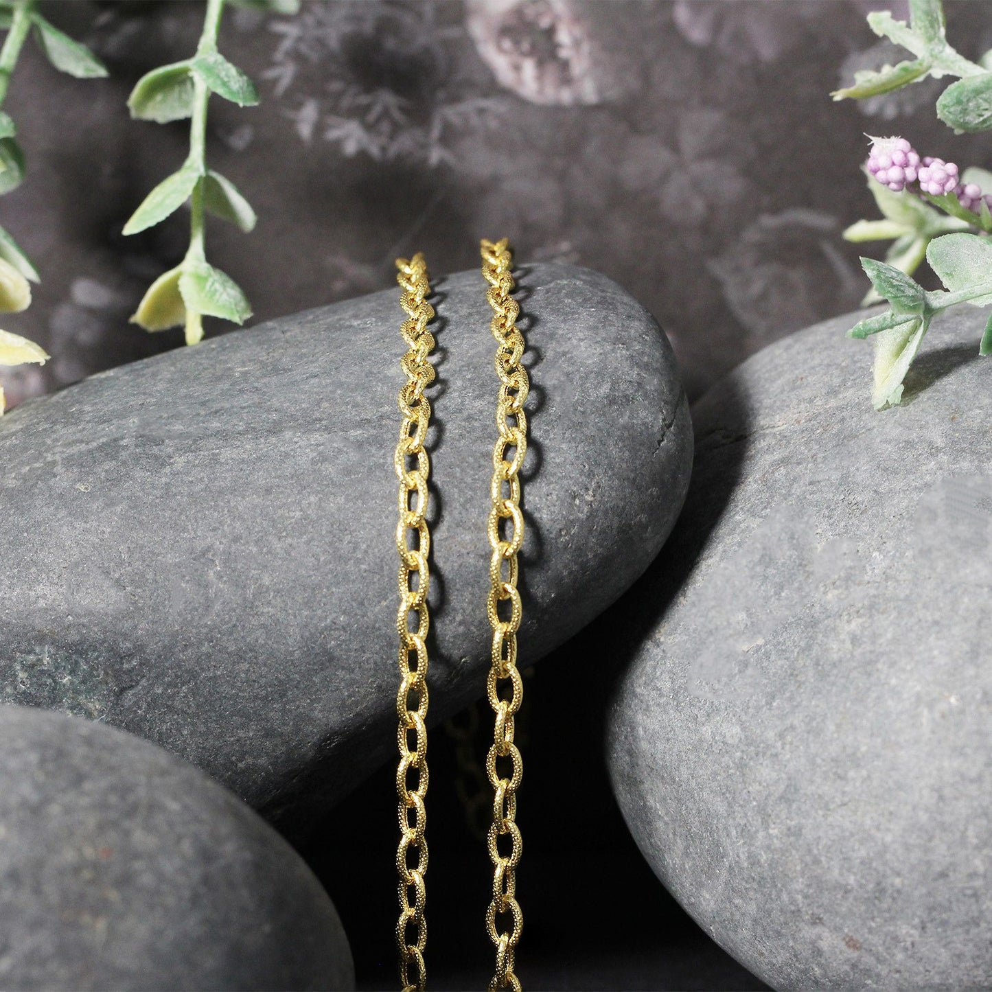 14k Yellow Gold Pendant Chain with Textured Links (3.30 mm) 