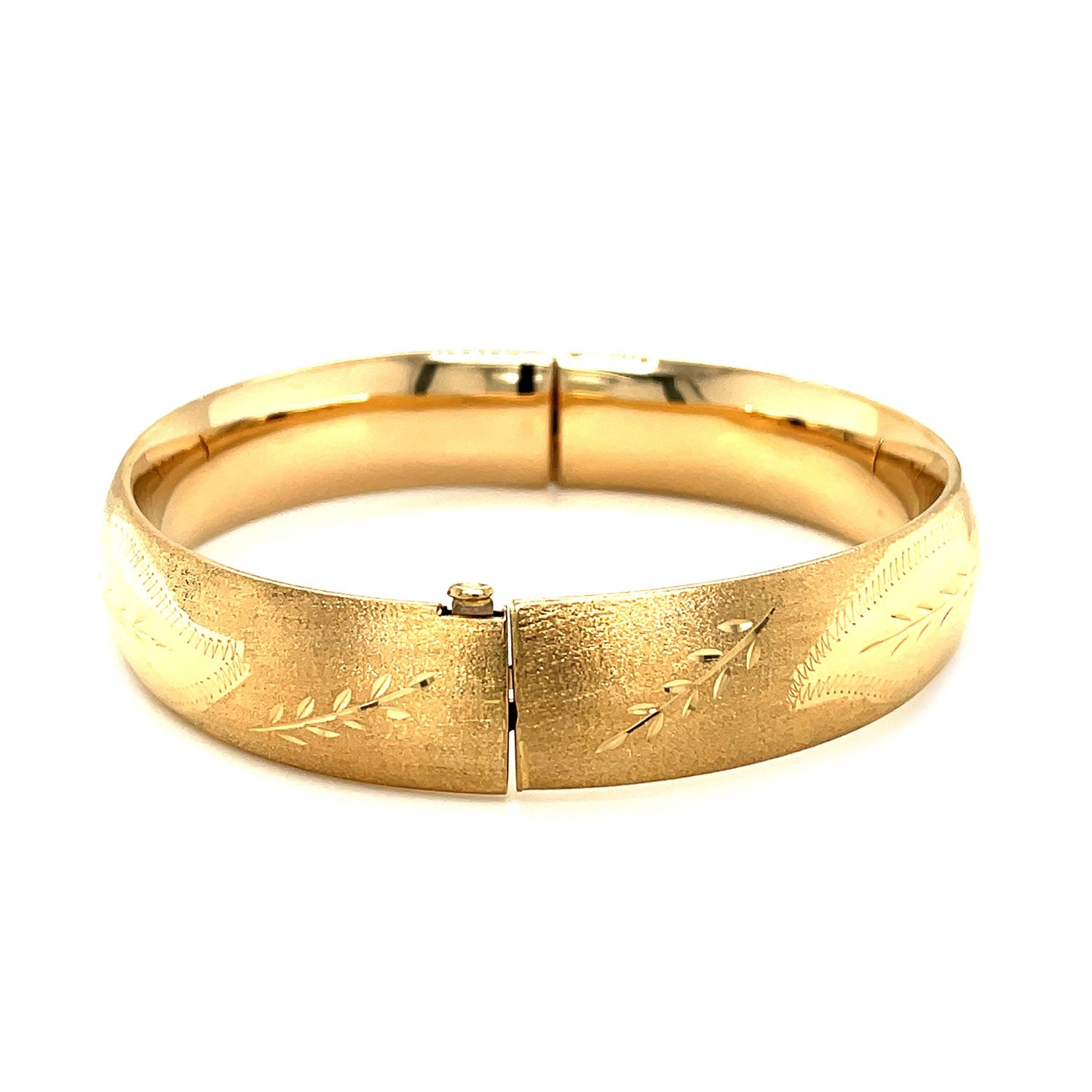 Classic Floral Carved Bangle in 14k Yellow Gold (13.50 mm) 