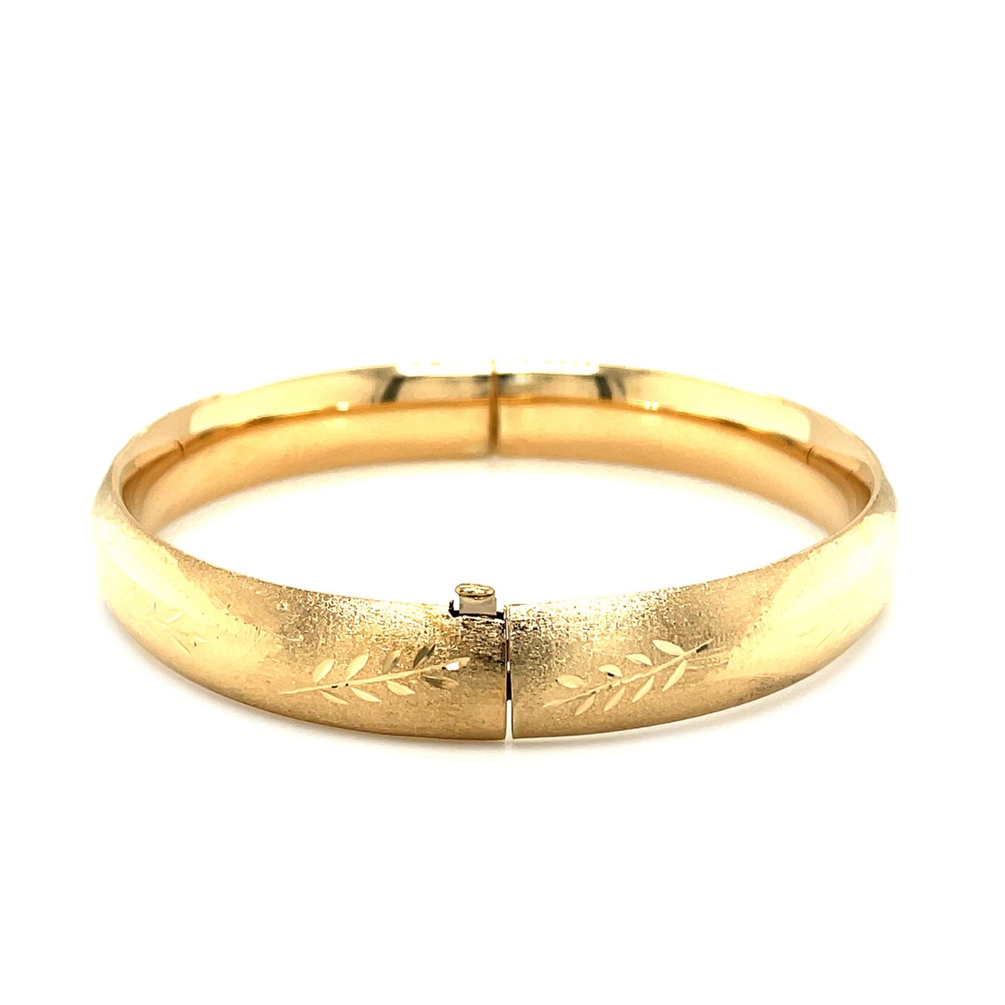 Classic Floral Carved Bangle in 14k Yellow Gold (10.00 mm) 