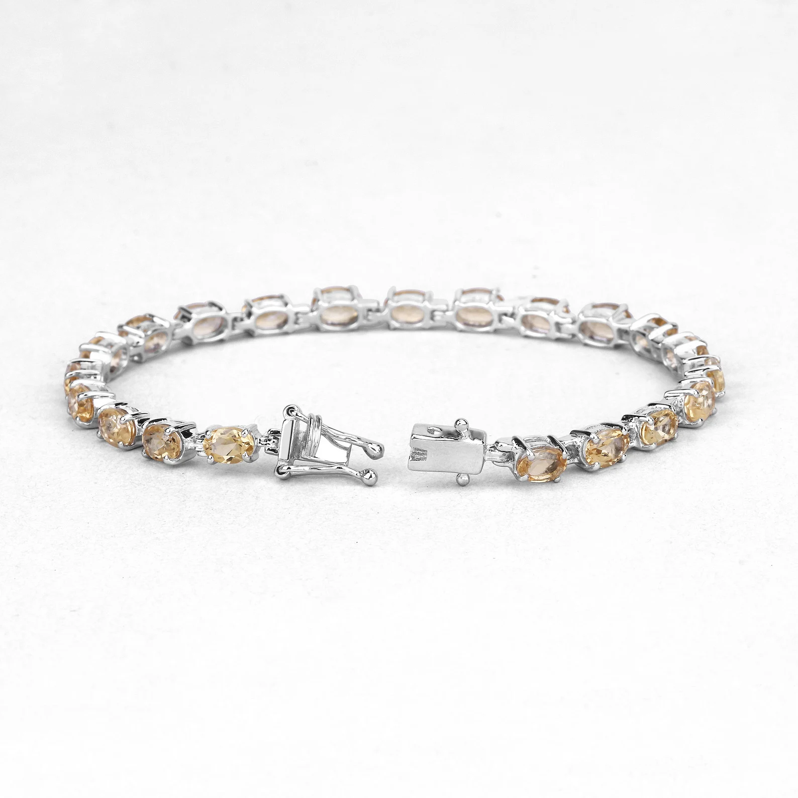 Tennis Bracelet in .925 Sterling Silver with Citrine 