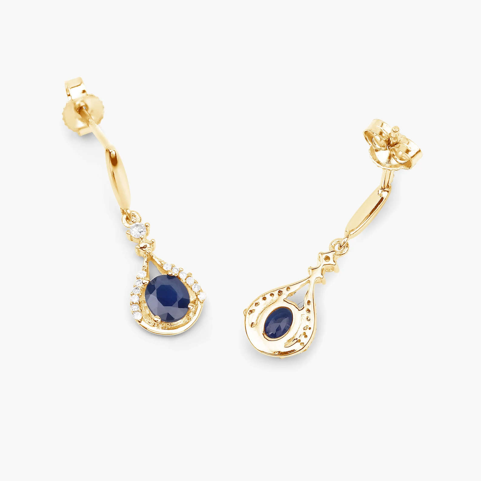 Earrings in 14K Yellow Gold with Blue Sapphires 