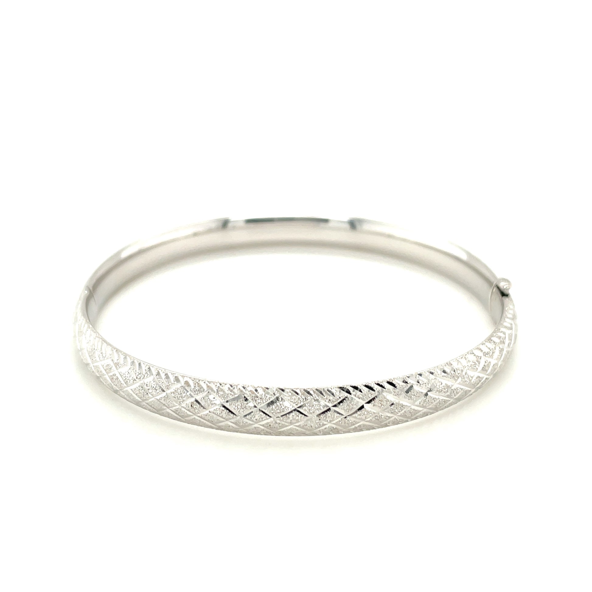 14k White Gold Diamond Carved Bangle (6.0 mm) 